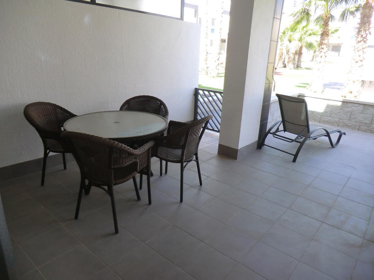 Casas Holiday - Oasis Beach Орихуела Екстериор снимка