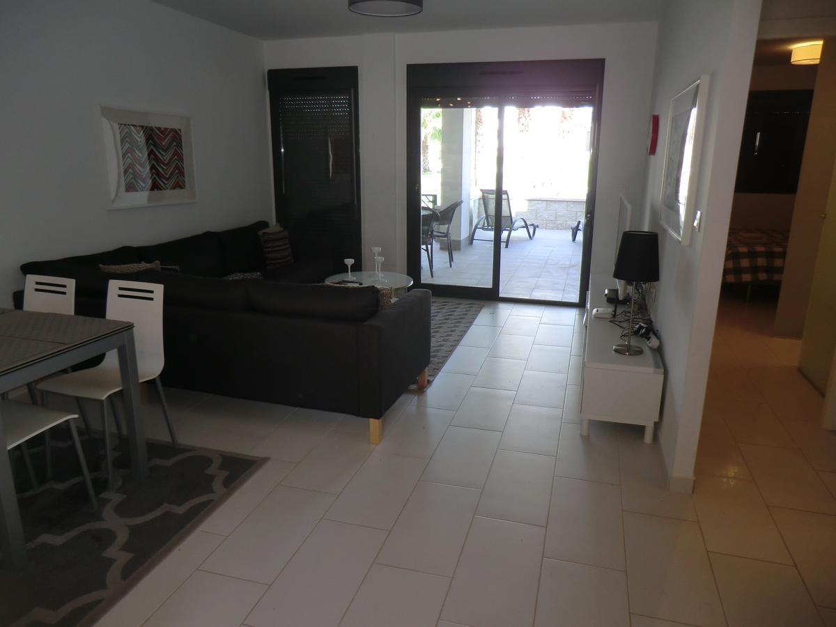 Casas Holiday - Oasis Beach Орихуела Екстериор снимка